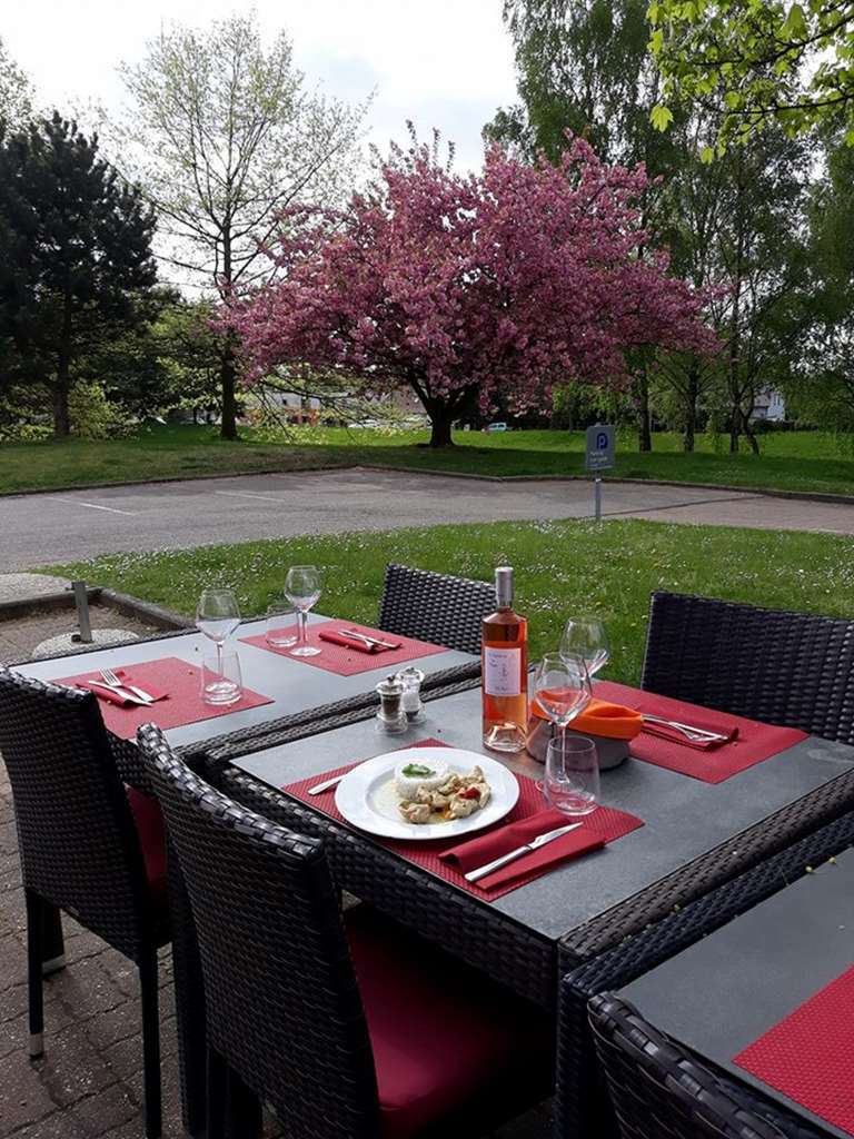 Kyriad Rouen Nord - Mont Saint Aignan Restaurace fotografie